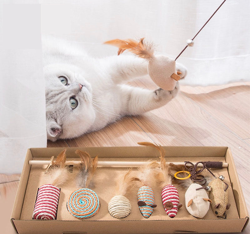 Woof & Meow Crinkle Cat Kicker Toy