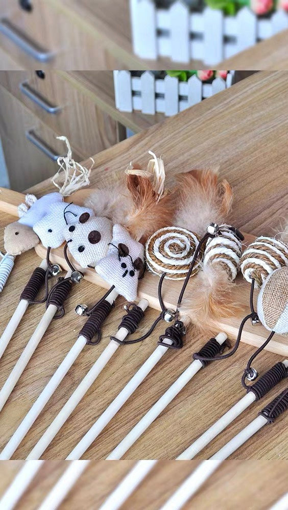 Woof & Meow Crinkle Cat Kicker Toy